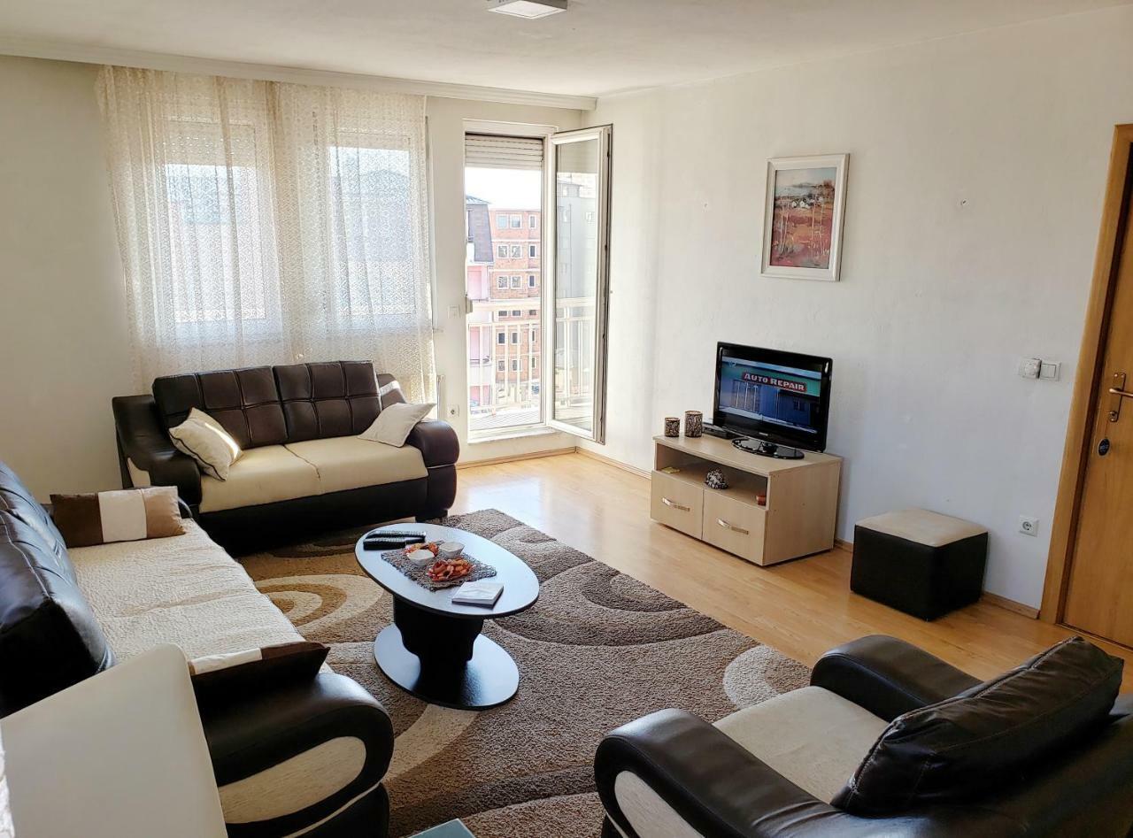 Welcoming In Prishtina Apartment Prishtinë Luaran gambar